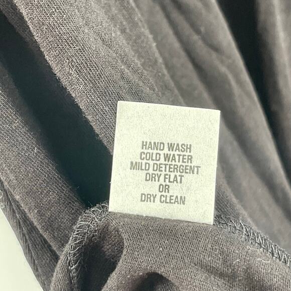 JOAN VASS Tunic Top Size 2 (US 12/14) Black NWT Stretch Long Sleeve Scoop Neck - Picture 12 of 12